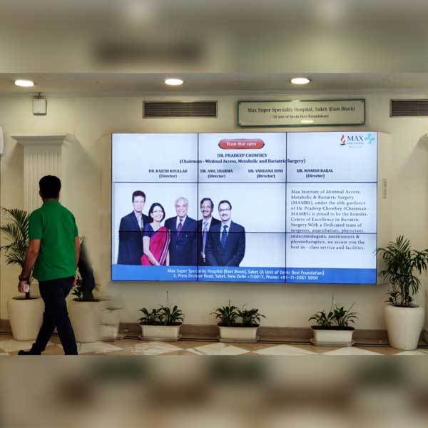Healthcare-Advertising-Video-Wall