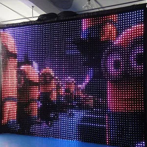 Outdoor-LED-Curtain-Display