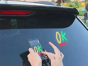 Voice-Control--led-emoji-car-display