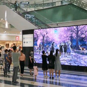 Interactive-LED-walls-for-MALLS