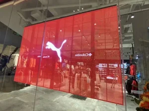 Storefront-Displays---transparent-led-wall