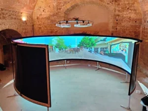 curved-led-screen--Simulation-Room